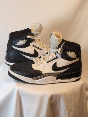 Jordan Legacy 312 Midnight Navy Mens Sz 12 Modified Basketball Shoes